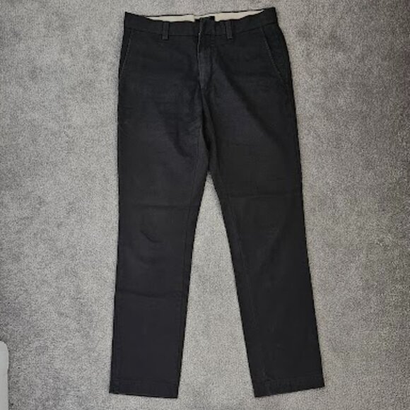 Men's Banana Republic Aiden Chinos - 31x32 - Picture 3 of 9